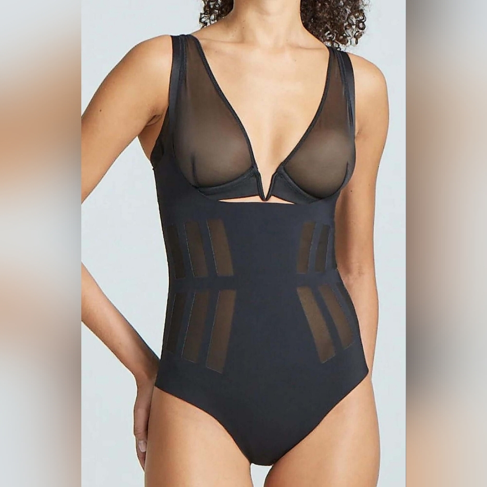 NWT Commando Luxe Control Shaping compression Shape Control Black Bodysuit M